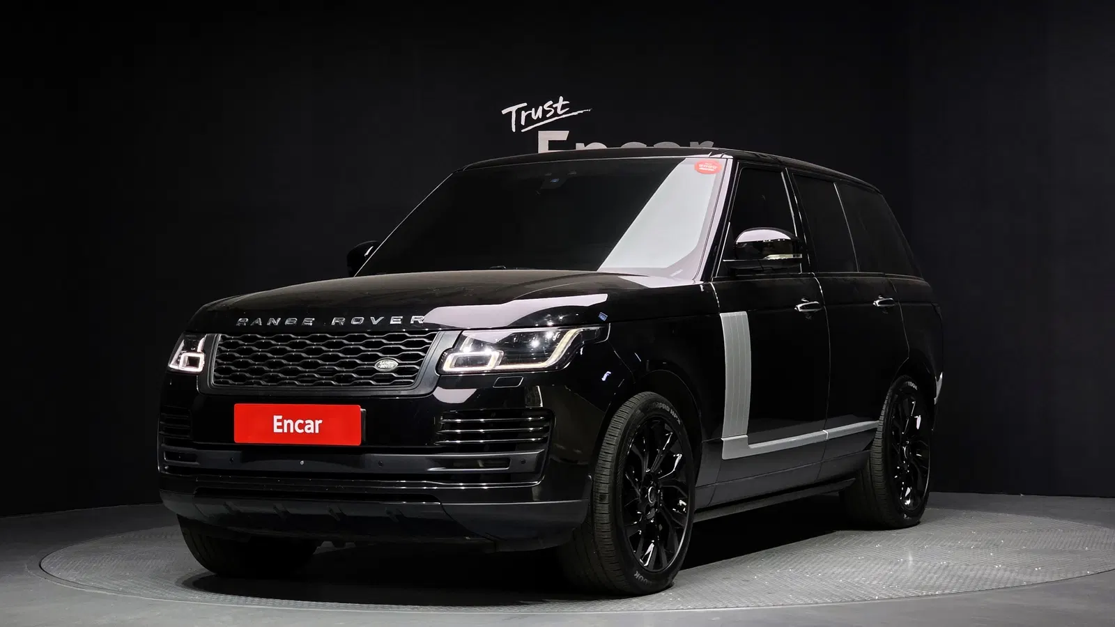 Land Rover Range Rover 4e génération 4.4 SDV8 AB Diesel 2018 — photo 1 sur 20