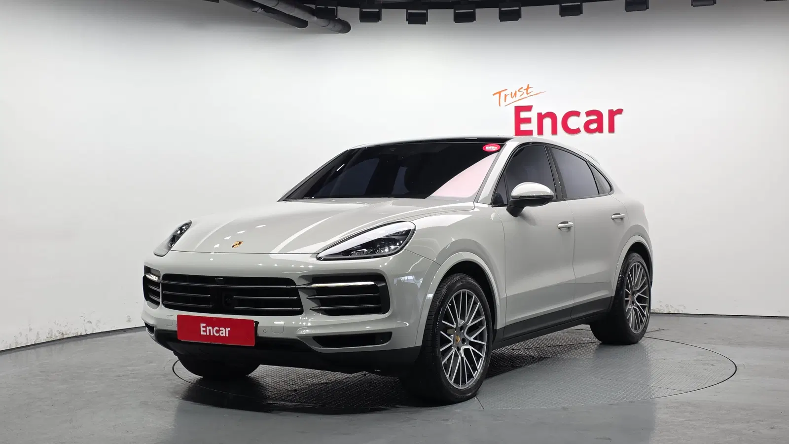 Porsche Cayenne (PO536) 3.0 Coupé Platinum Edition 2023 — photo 1 sur 20