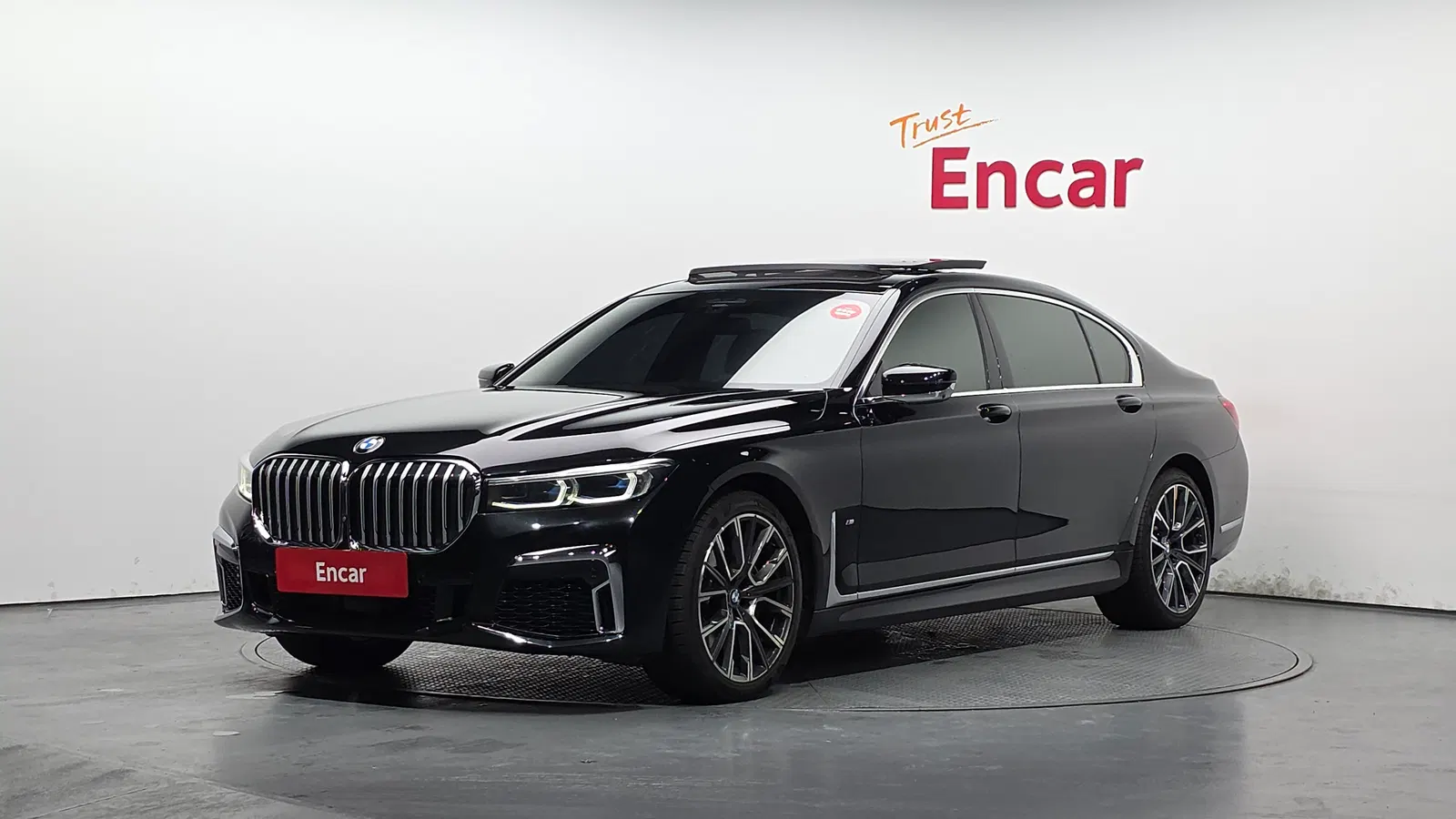 BMW Série 7 (G11) 740Li xDrive M Sport 2020 — photo 1 sur 20