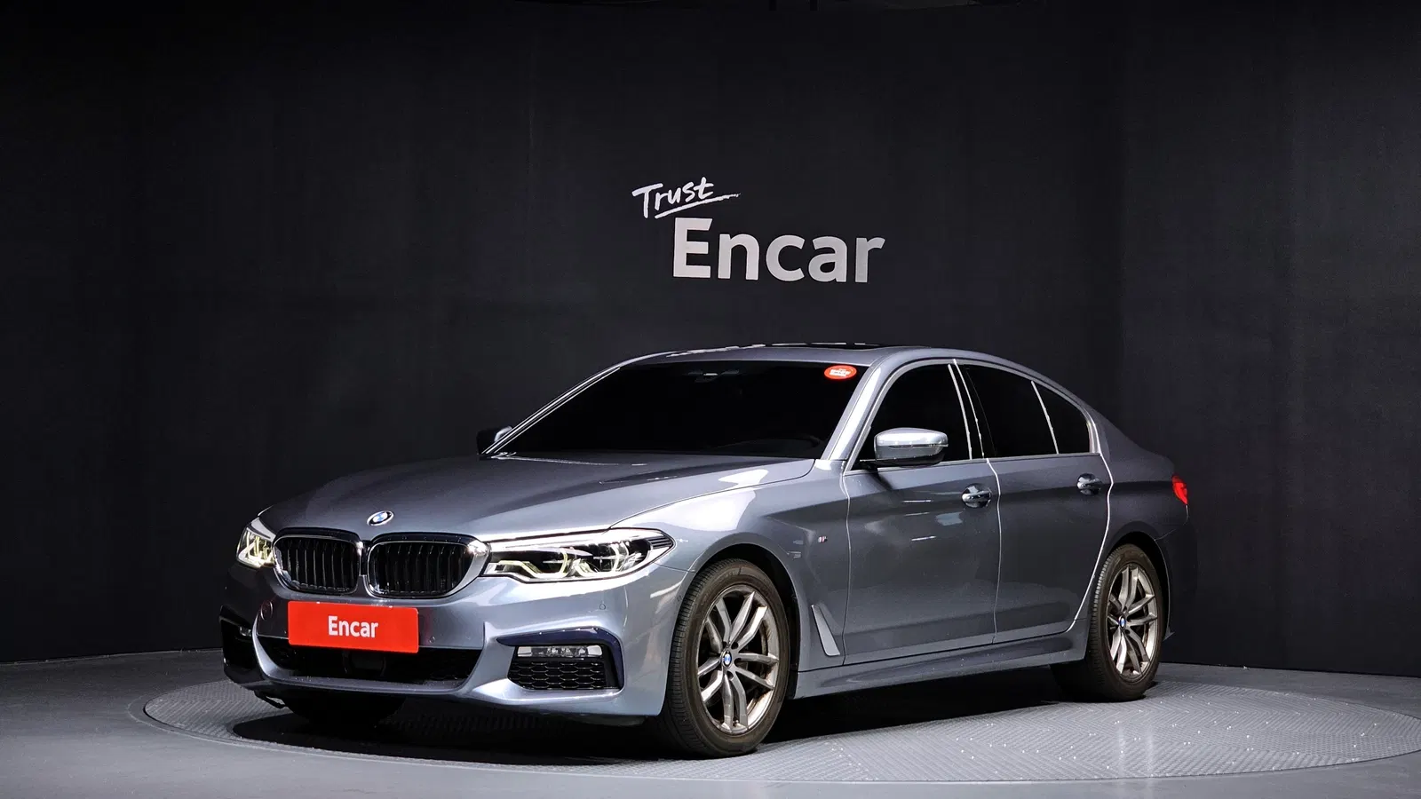 BMW Série 5 (G30) 520d xDrive M Sport 2018 — photo 1 sur 26