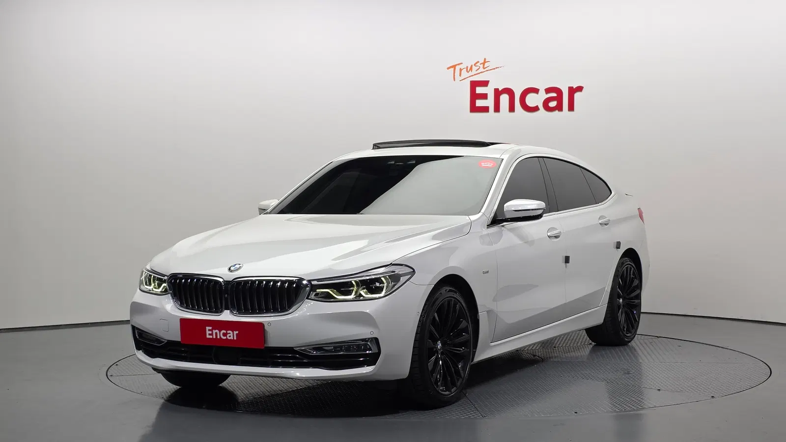 BMW Série 6 GT (G32) 640i xDrive Luxury 2018 — photo 1 sur 20