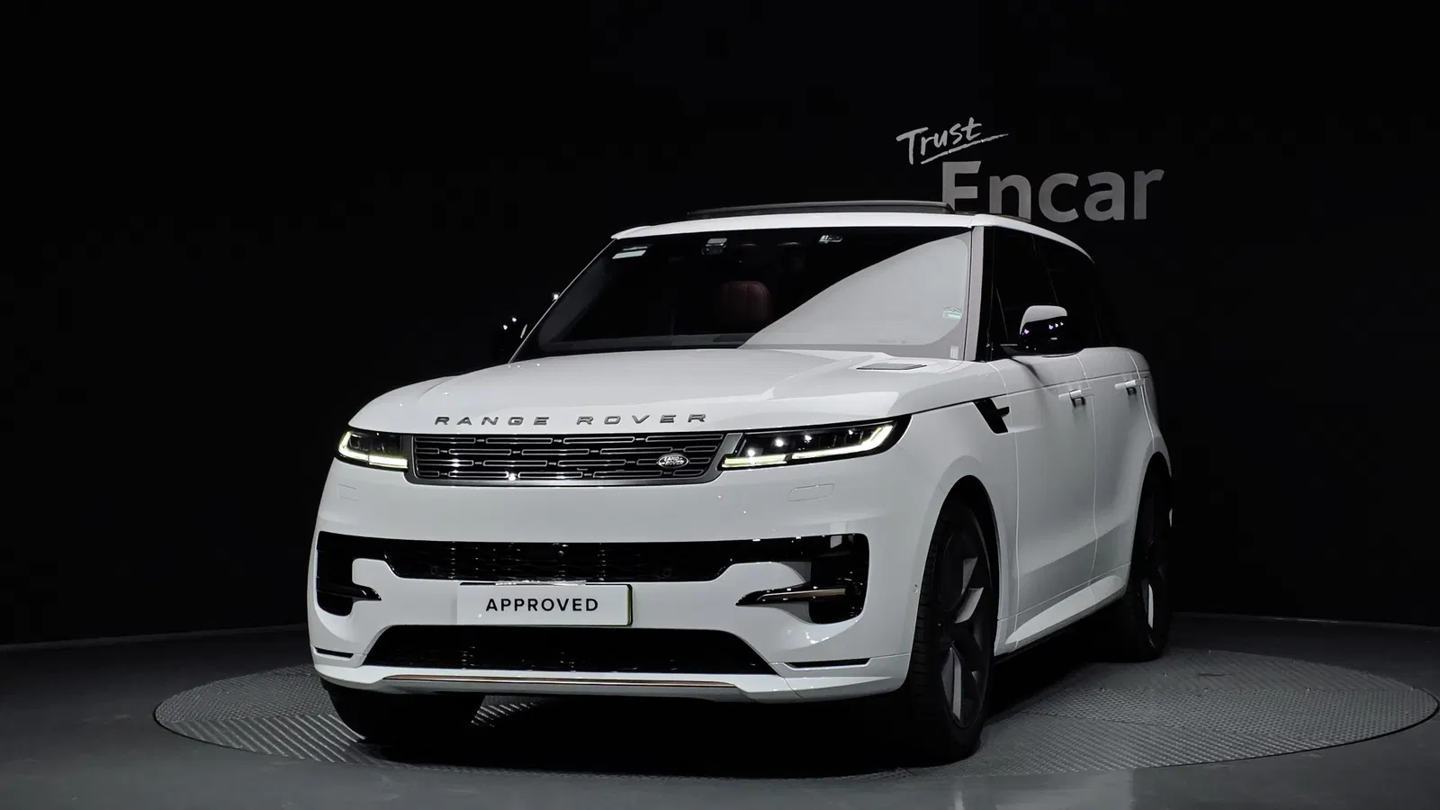 Land Rover Range Rover Sport 3e génération P550E Dynamic HSE 2025 — photo 1 sur 20