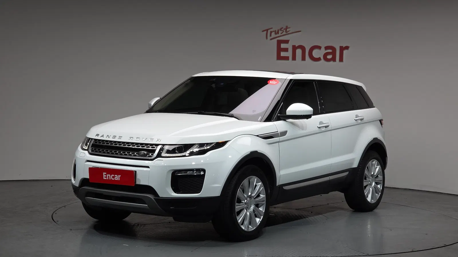 Land Rover Range Rover Evoque 2.0 TD4 HSE 2019 — photo 1 sur 31