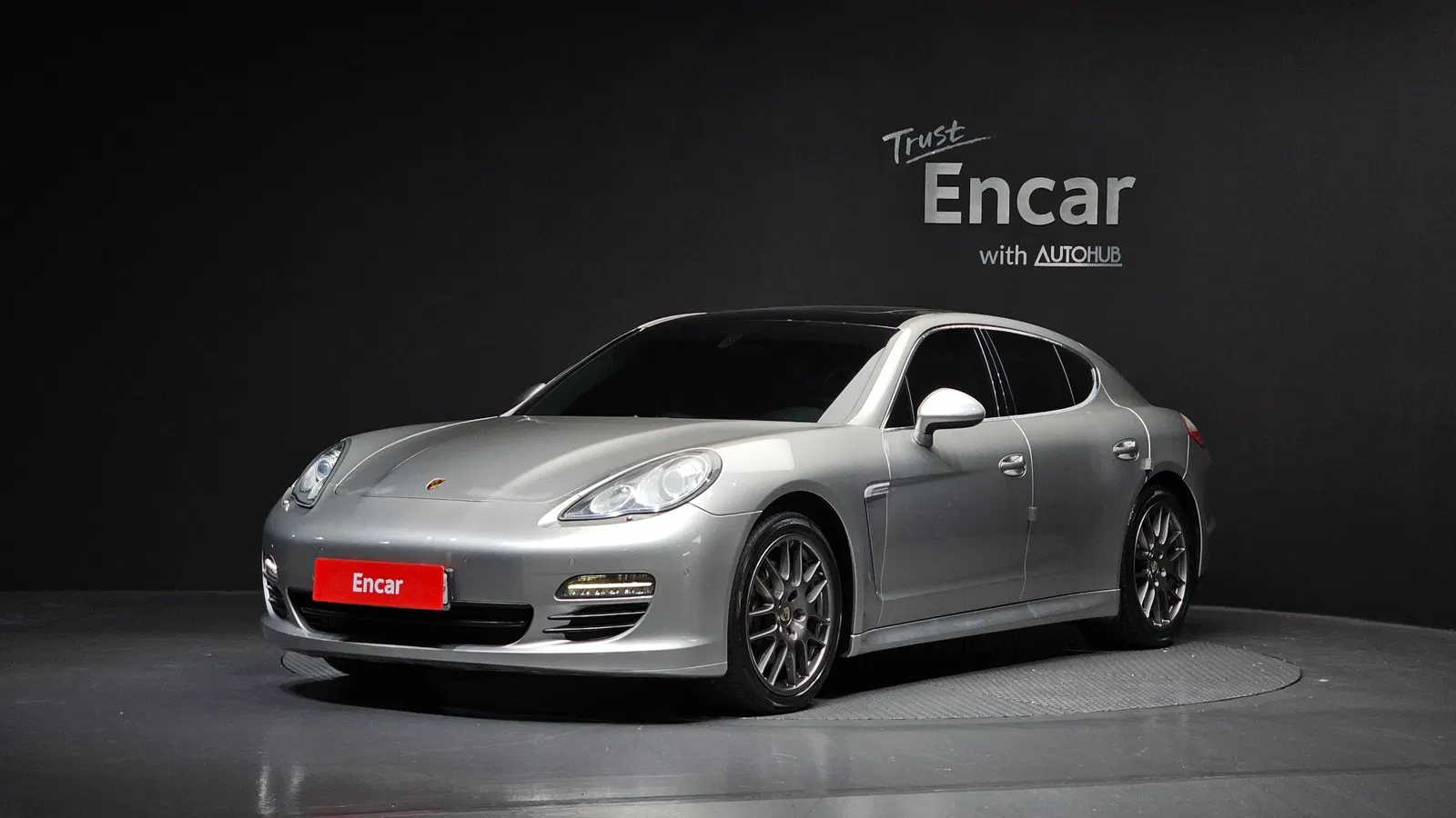 Porsche Panamera 4.8 S 2010 — photo 1 sur 20