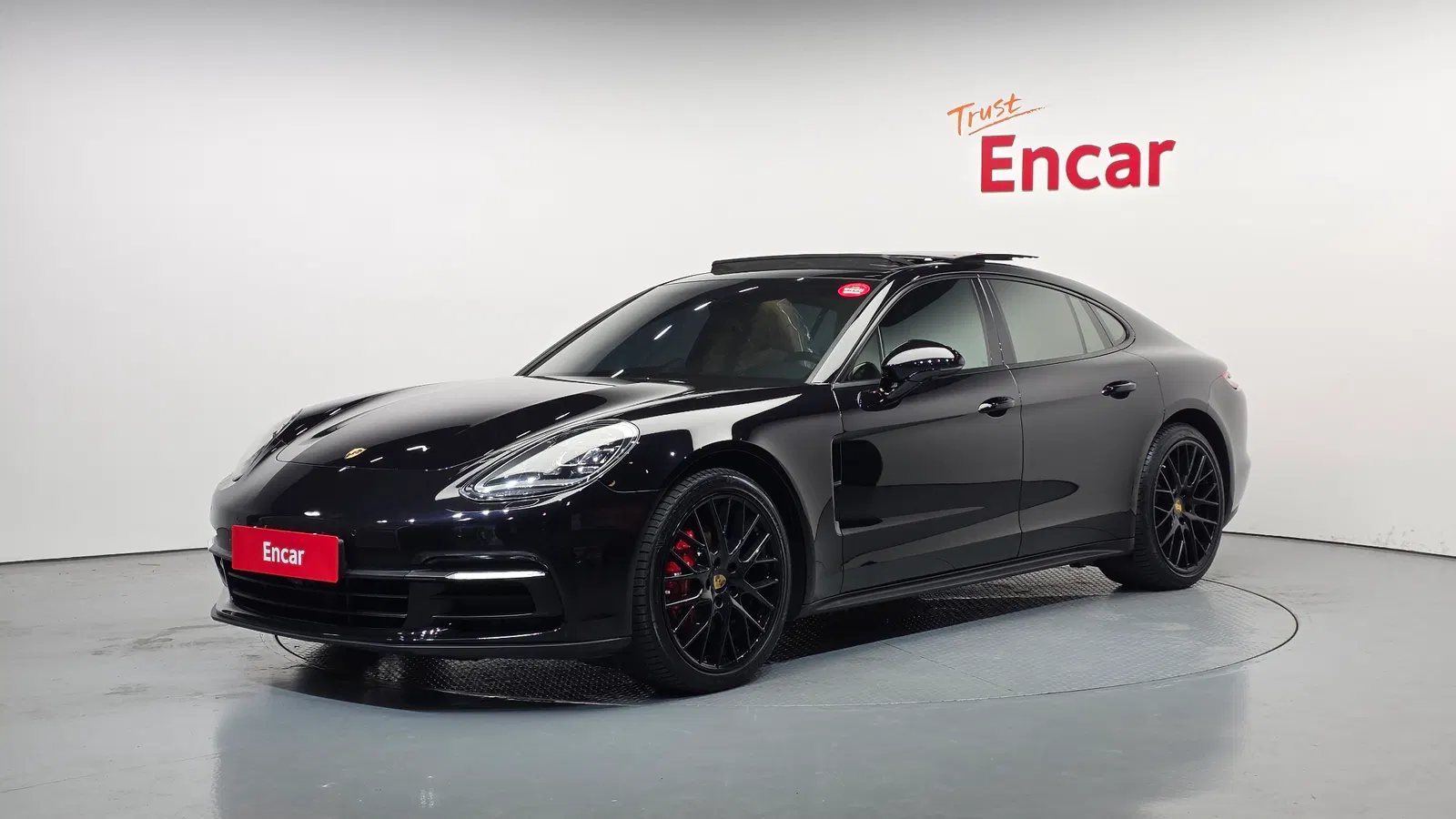 Porsche Panamera (971) 3.0 AWD 2018 — photo 1 sur 33