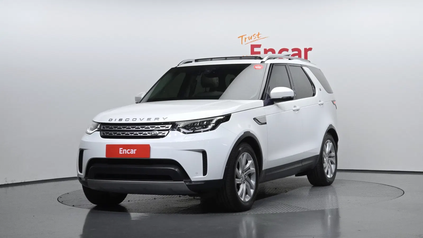 Land Rover Discovery 5 3.0 SD6 HSE 2019 — photo 1 sur 30
