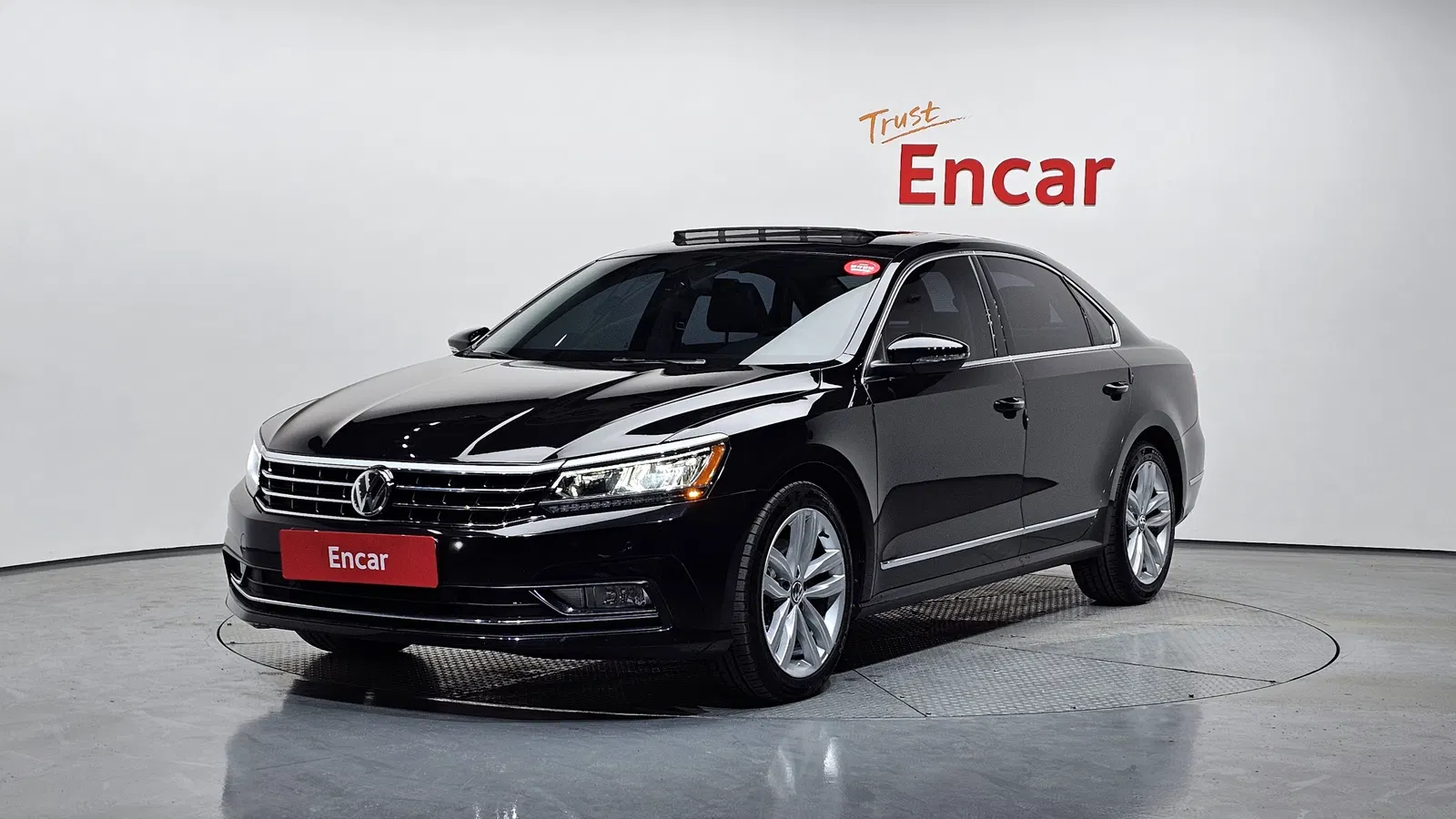 Volkswagen Passat 2.0 TSI 2018 — photo 1 sur 32