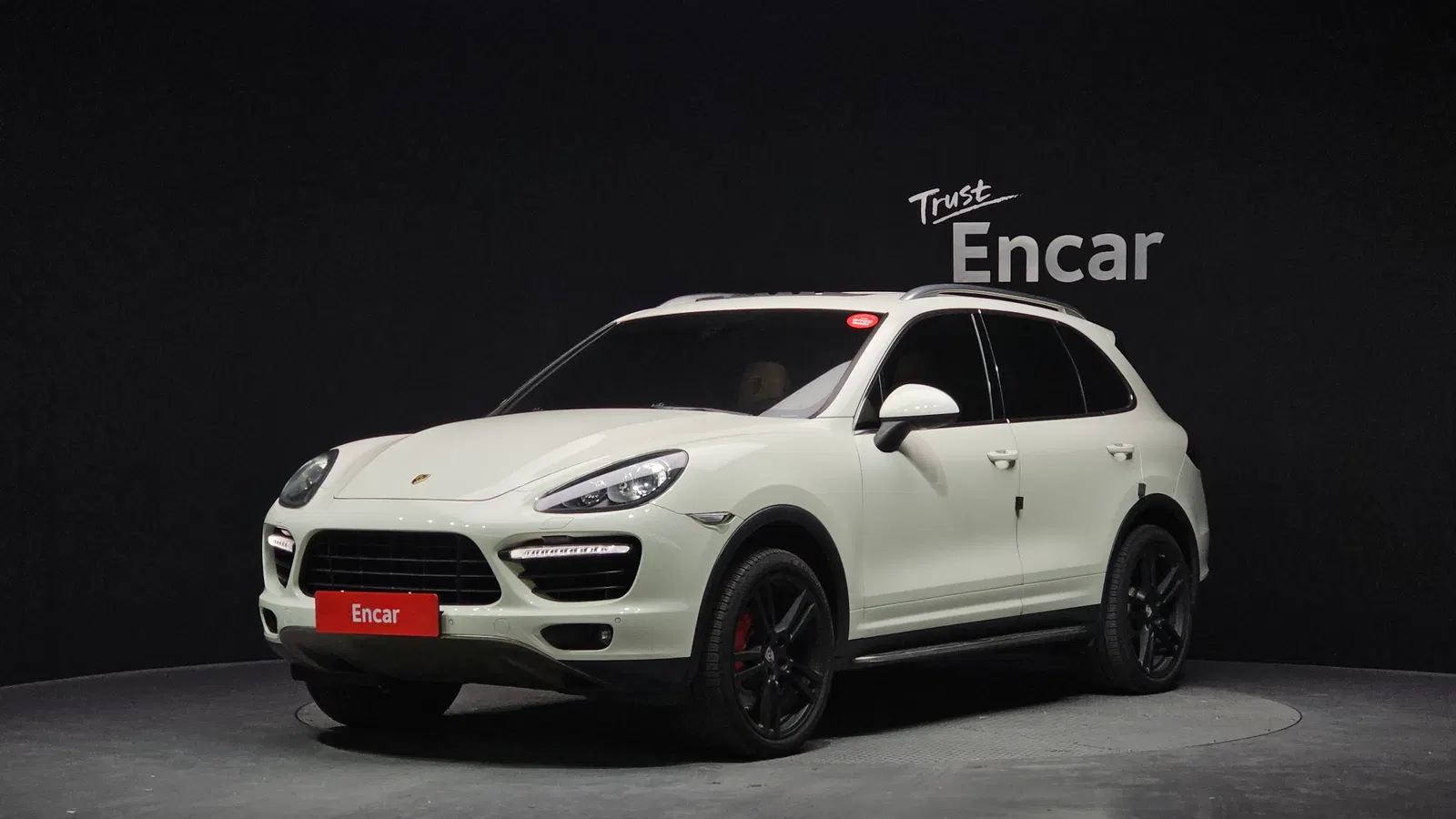 Porsche Cayenne 4.8 Turbo 2011 — photo 1 sur 20