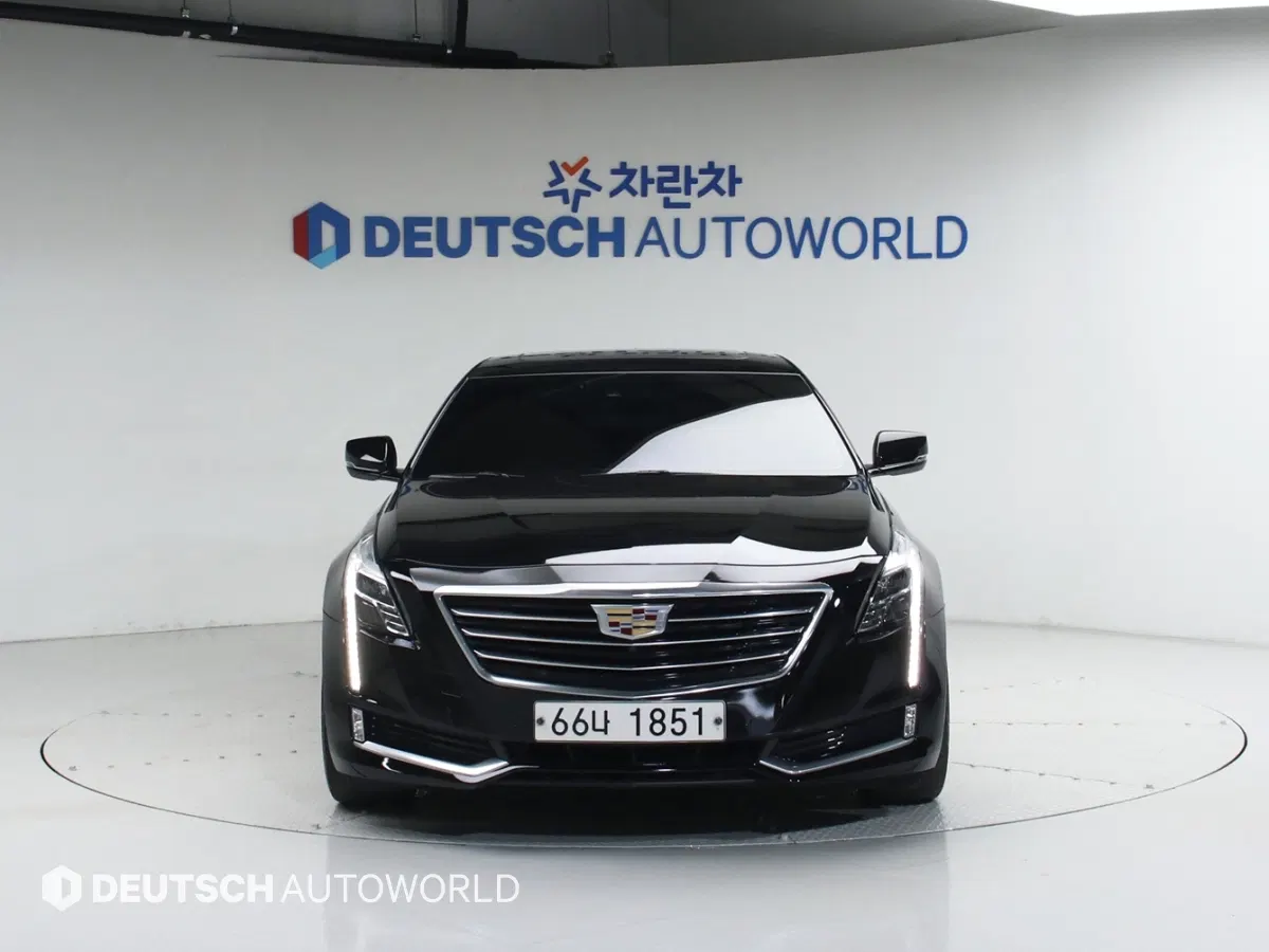 Cadillac CT6 3.6 Premium AWD 2018 — photo 1 sur 26