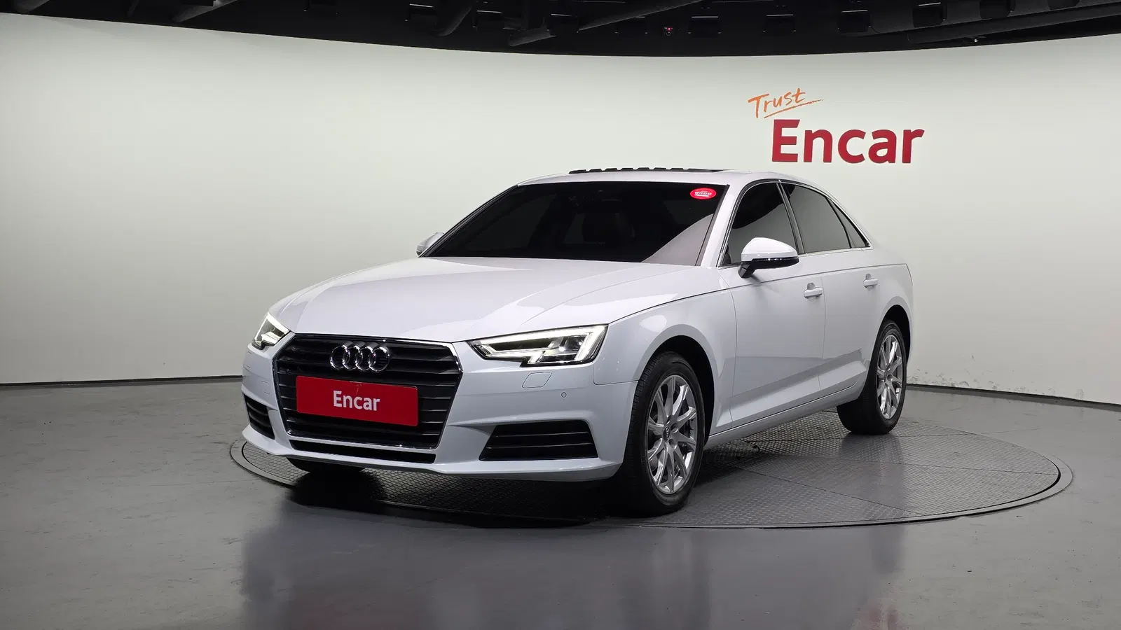 Audi A4 (B9) 30 TDI 2018 — photo 1 sur 20