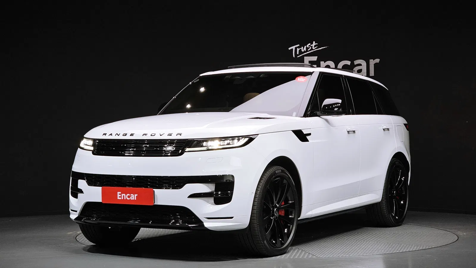 Land Rover Range Rover Sport 3e génération P550E Dynamic HSE 2025 — photo 1 sur 26