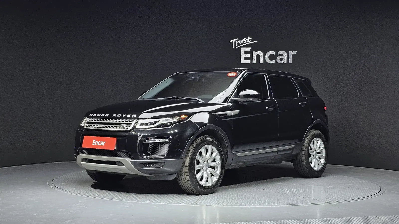 Land Rover Range Rover Evoque 2.0 TD4 SE 2018 — photo 1 sur 38