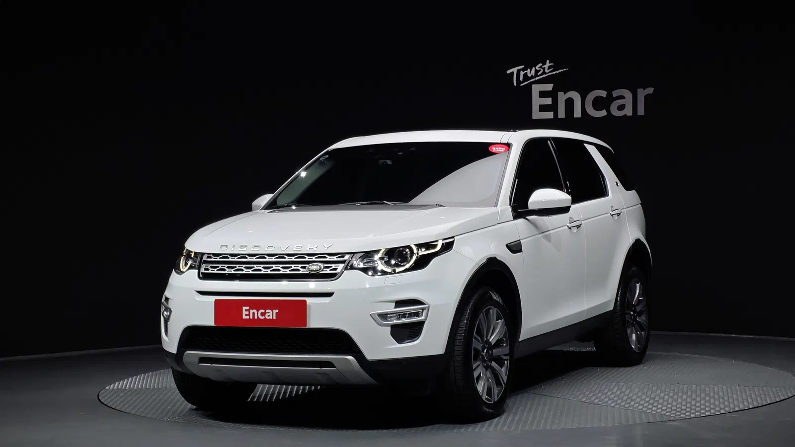 Land Rover Discovery Sport 2.0 TD4 HSE Luxury 2018 — photo 1 sur 30