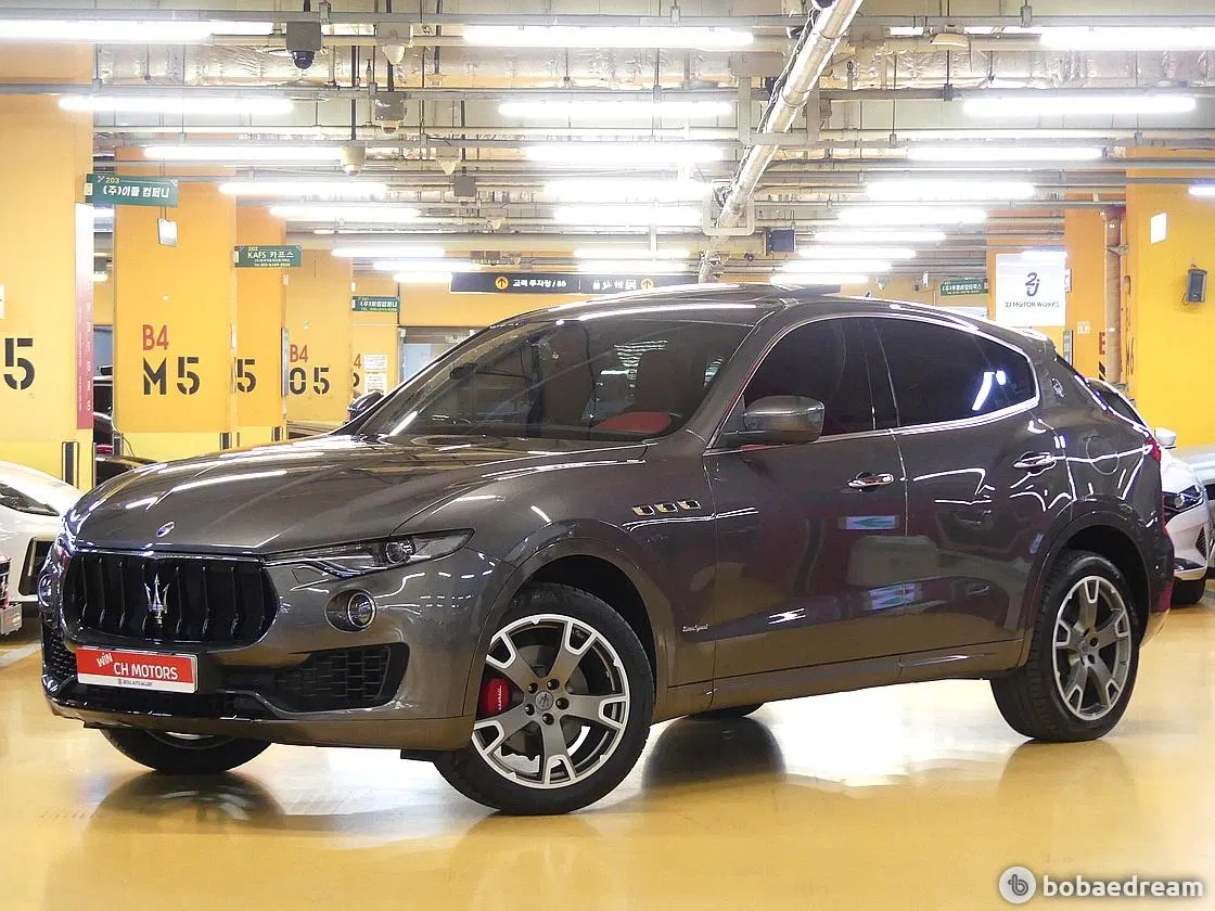 Maserati Levante 3.0 AWD GranLusso 2018 — photo 1 sur 26