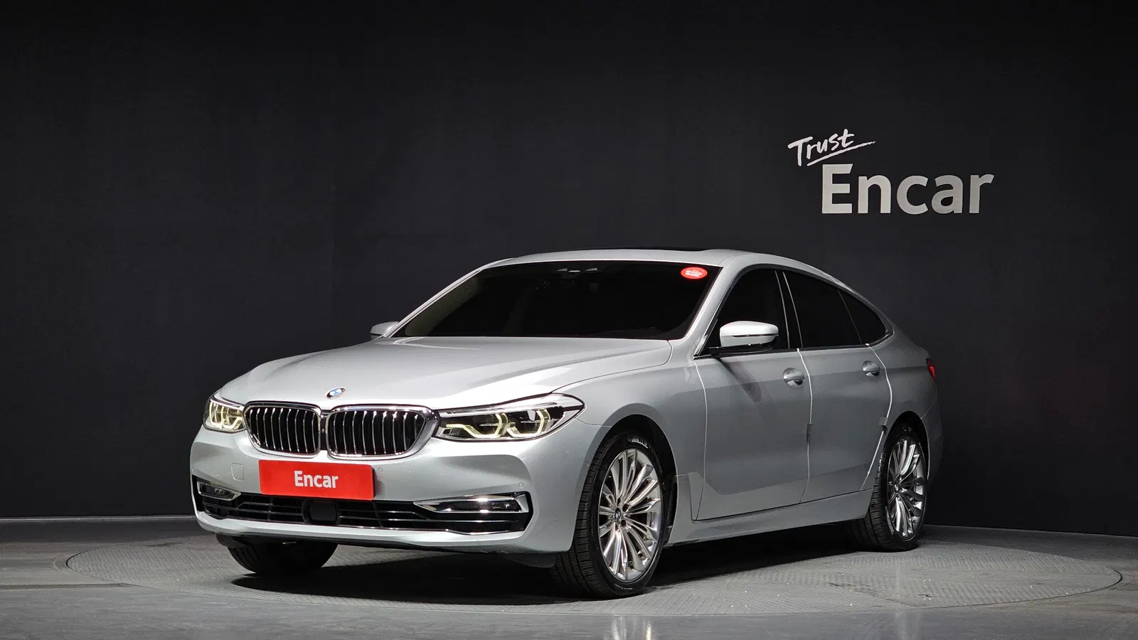 BMW Série 6 GT (G32) 640i xDrive Luxury 2019 — photo 1 sur 34