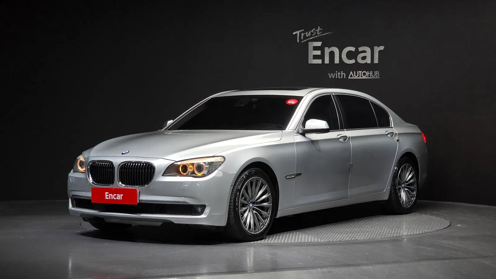 BMW Série 7 (F01) 750Li 2012 — photo 1 sur 20