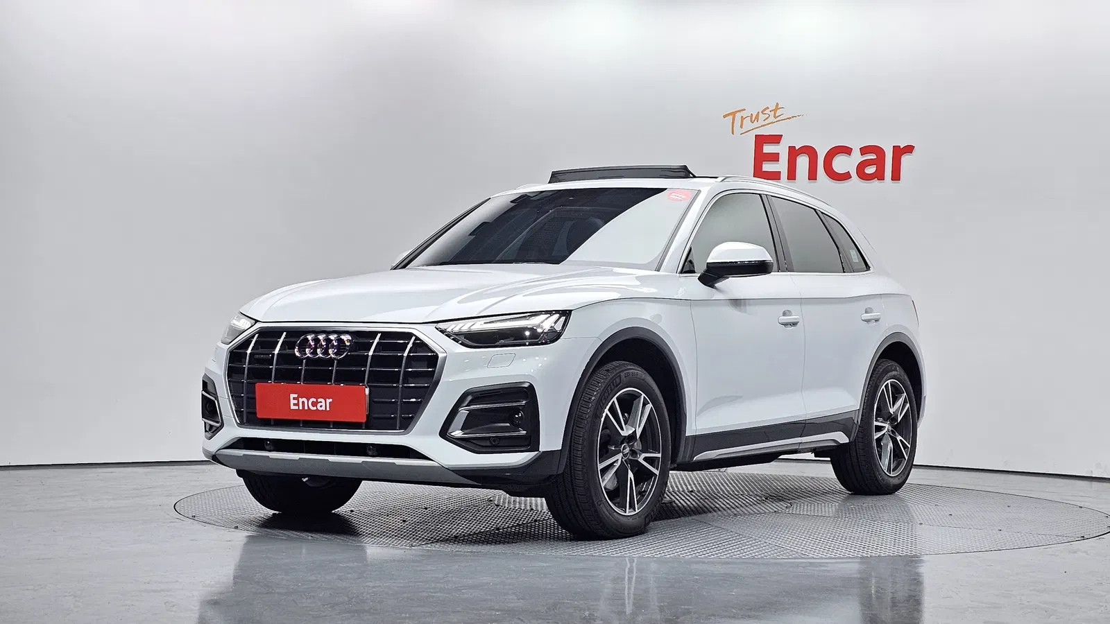 Audi Q5 (FY) 45 TFSI Quattro 2021 — photo 1 sur 20