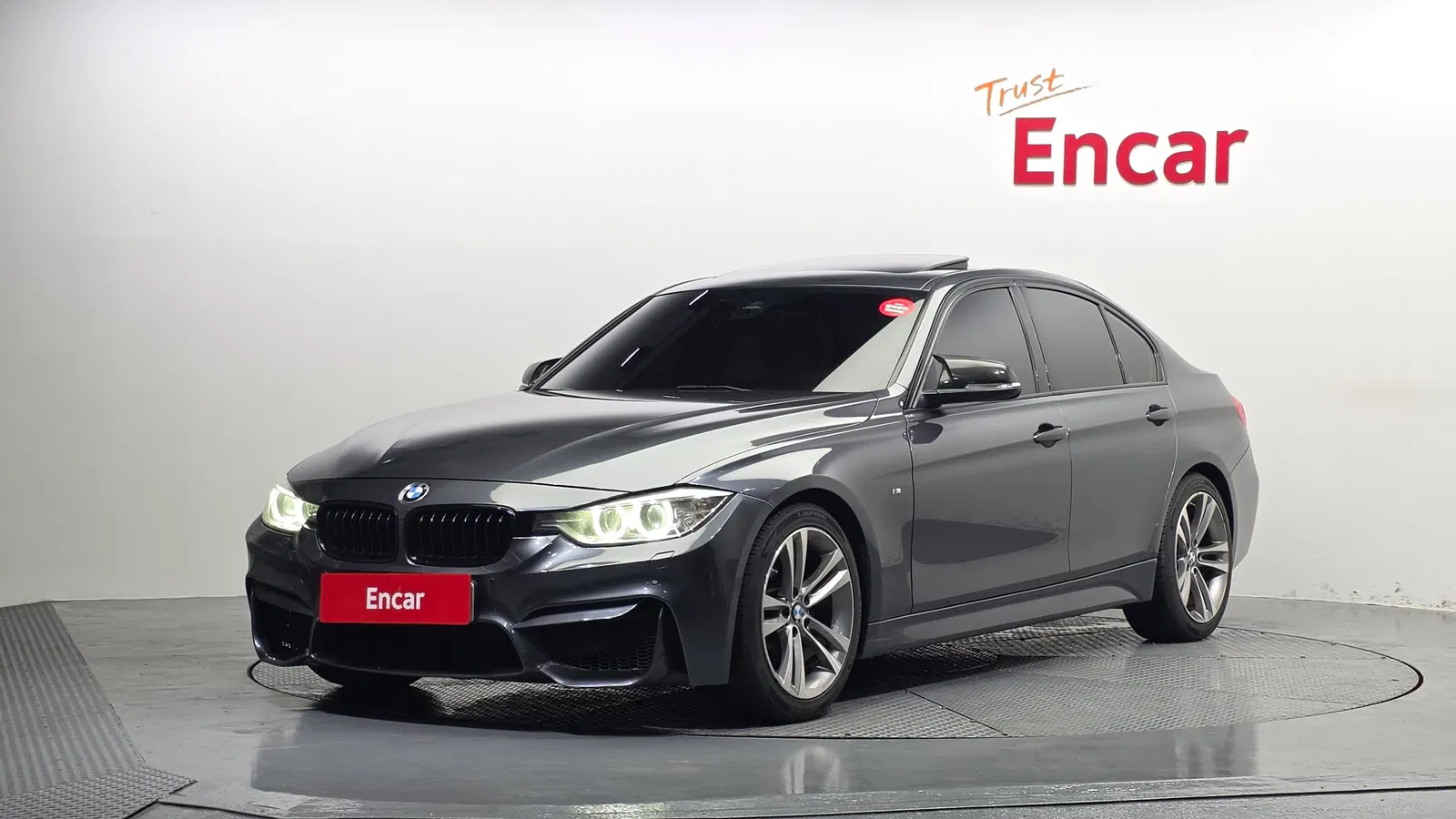BMW Série 3 (F30) 328i Sport 2015 — photo 1 sur 20