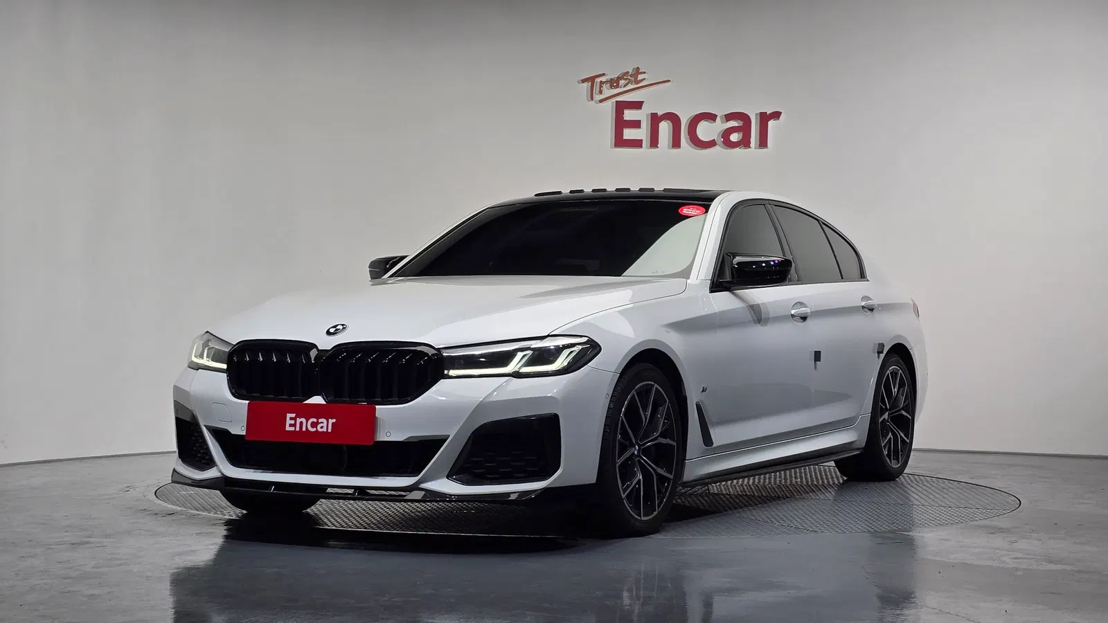 BMW Série 5 (G30) 530i M Sport 2022 — photo 1 sur 38
