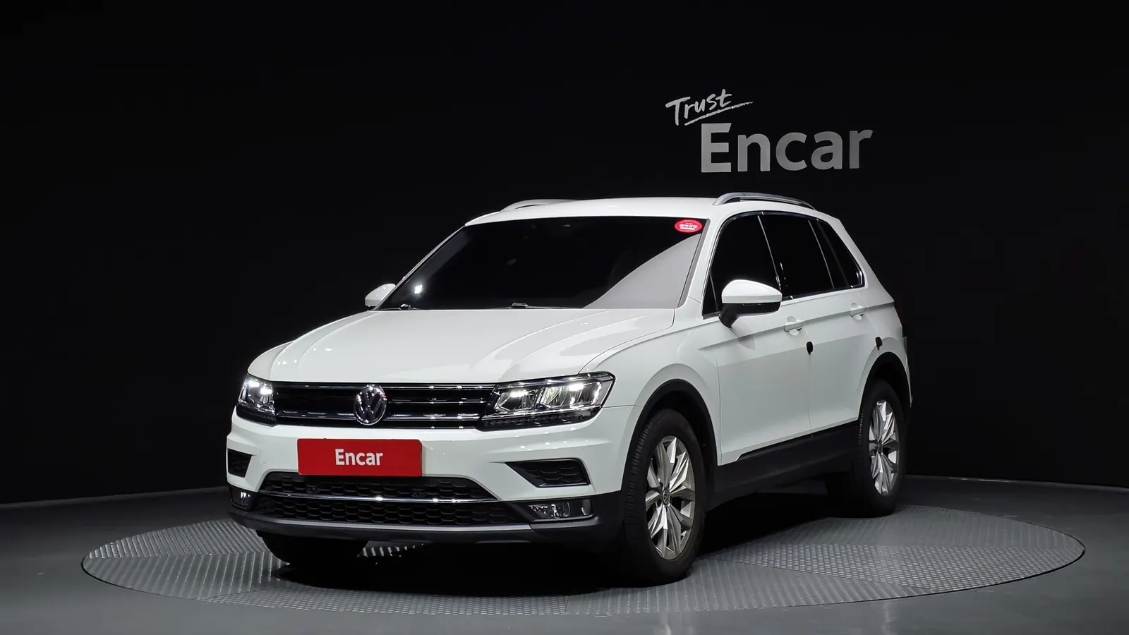 Volkswagen Tiguan 2e génération 2.0 TDI Premium 2020 — photo 1 sur 30