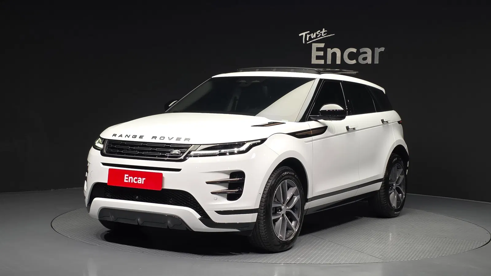 Land Rover Range Rover Evoque 2e génération P250 Dynamic SE 2025 — photo 1 sur 20