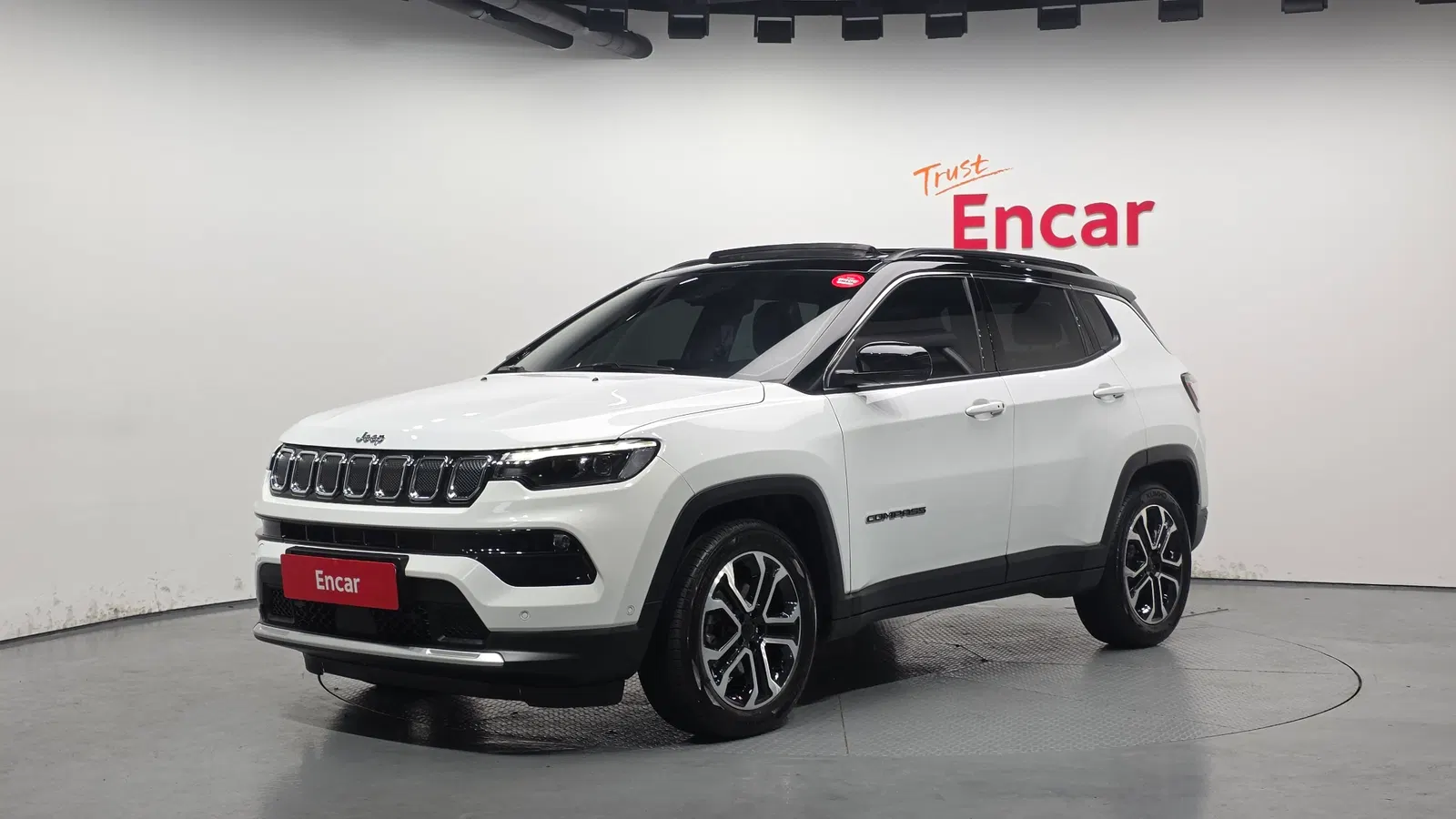 Jeep Compass 2e génération 2.4 Limited 2WD 2022 — photo 1 sur 35