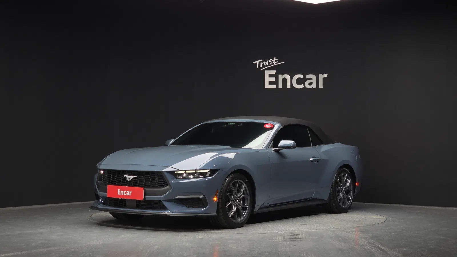 Ford Mustang 7e génération 2.3 EcoBoost Premium Convertible 2024 — photo 1 sur 30