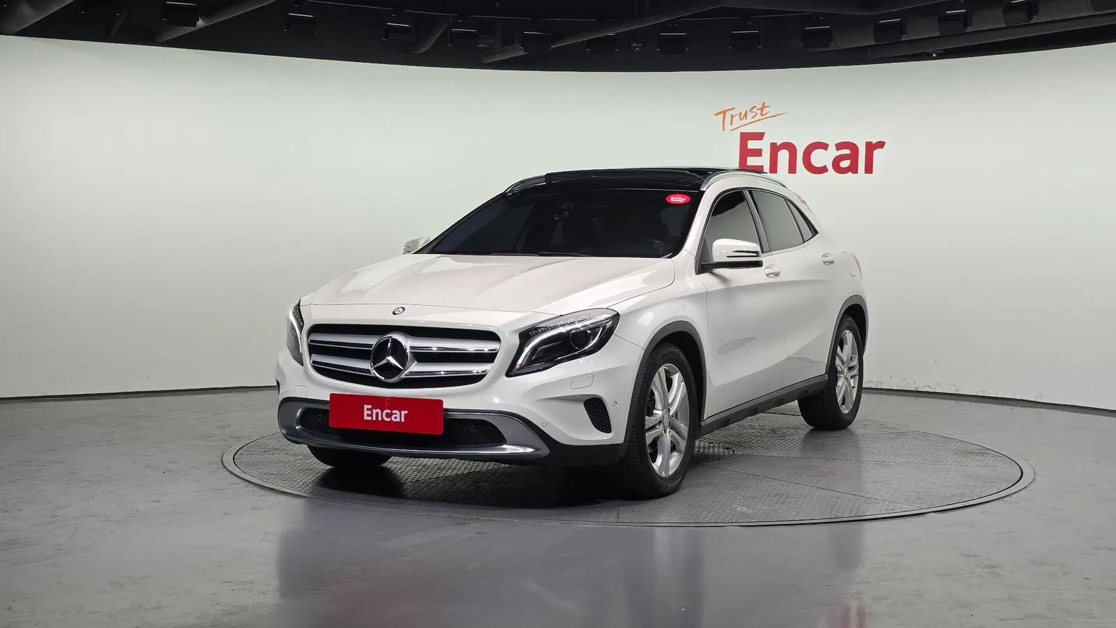 Mercedes-Benz GLA GLA200 CDI (X156) 2015 — photo 1 sur 20