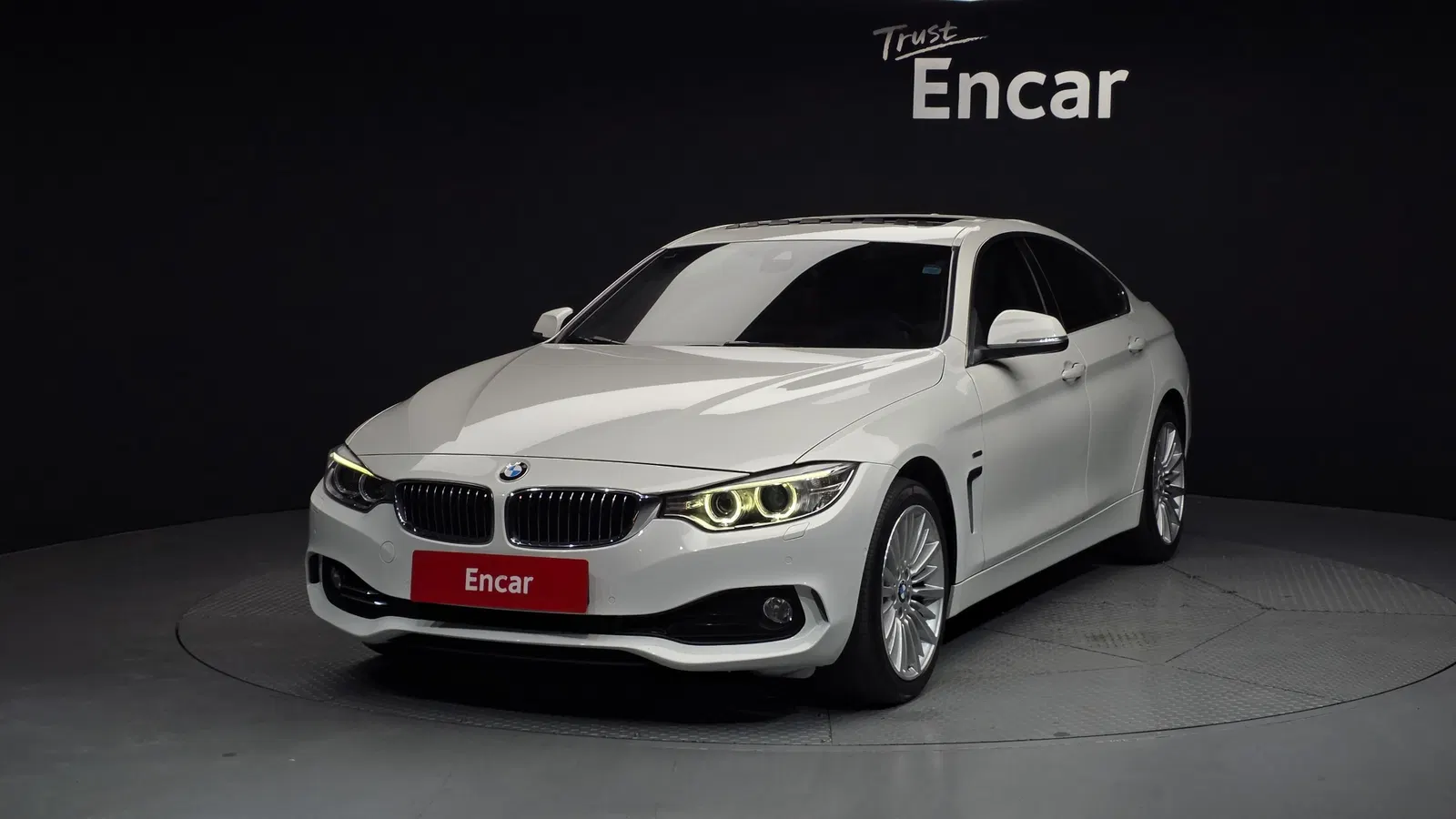 BMW Série 4 (F32) 420d Luxury GranCoupé 2015 — photo 1 sur 20