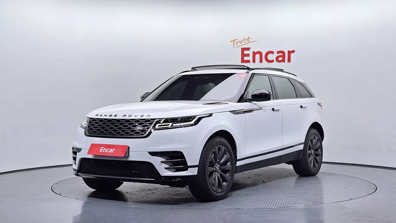 Land Rover Range Rover Velar 2.0 P250 R-Dynamic SE 2023 — photo 1 sur 20