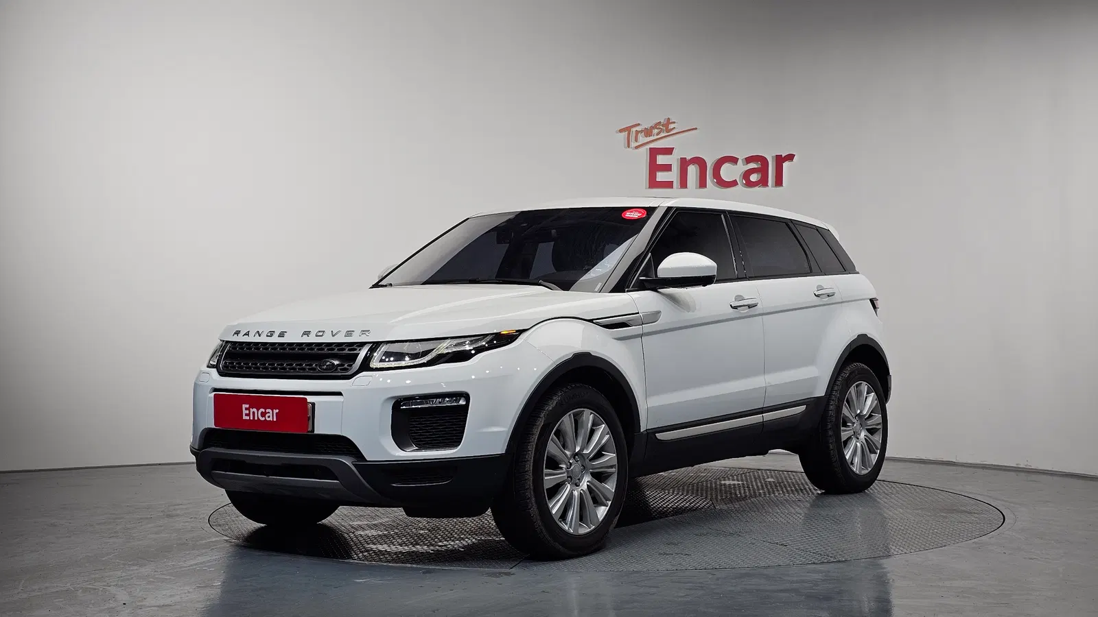 Land Rover Range Rover Evoque 2.0 TD4 HSE 2016 — photo 1 sur 26