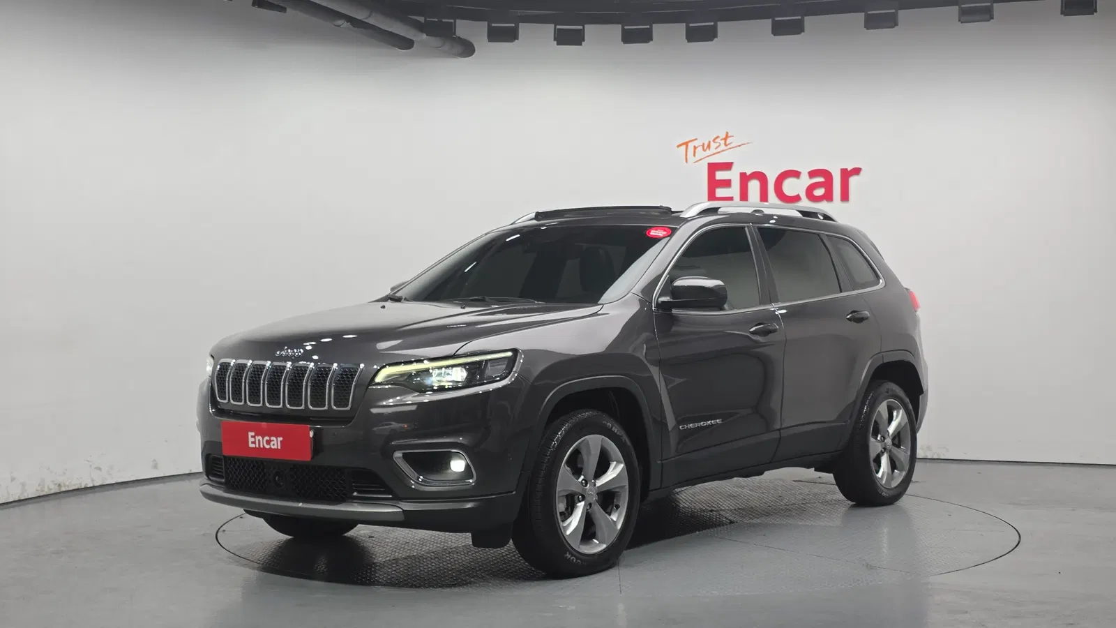 Jeep Cherokee(KL) 2.4 Limited AWD 2021 — photo 1 sur 41