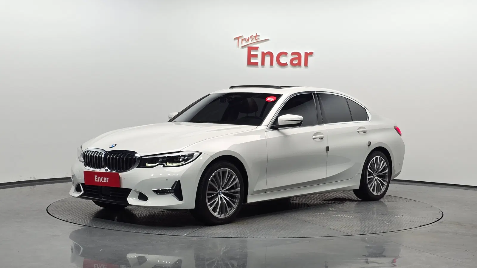BMW Série 3 (G20) 320i Luxury 2021 — photo 1 sur 26