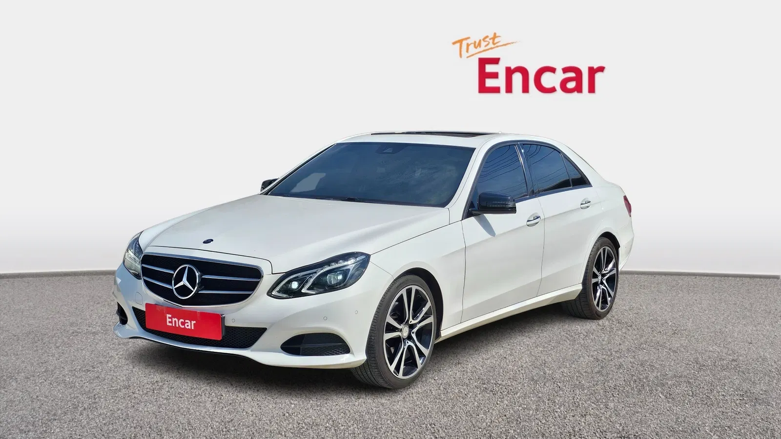 Mercedes-Benz Classe E E220 BlueTEC Avantgarde Sport (W212) 2016 — photo 1 sur 20