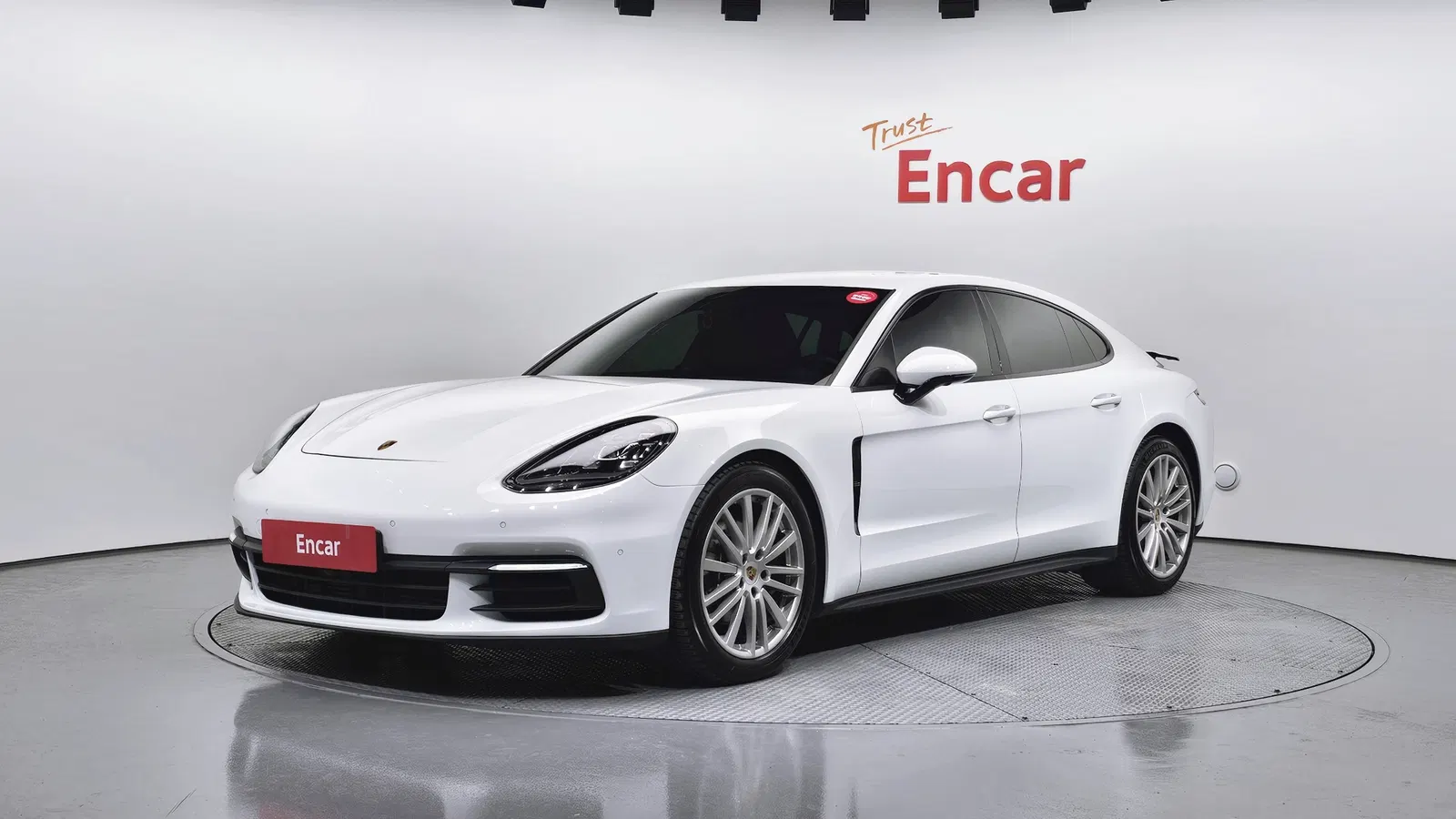 Porsche Panamera (971) 3.0 AWD 2020 — photo 1 sur 20