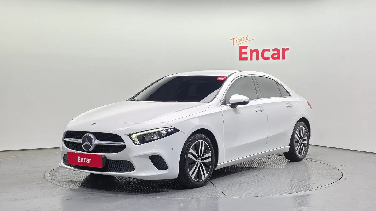 Mercedes-Benz Classe A A220 Berline (W177) 2021 — photo 1 sur 20