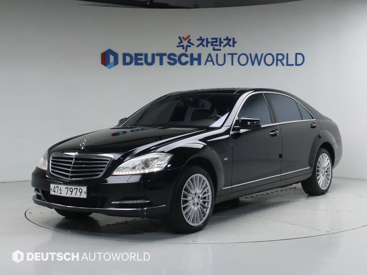 Mercedes-Benz Classe S S500L 4MATIC Designo Edition (W221) 2013 — photo 1 sur 26