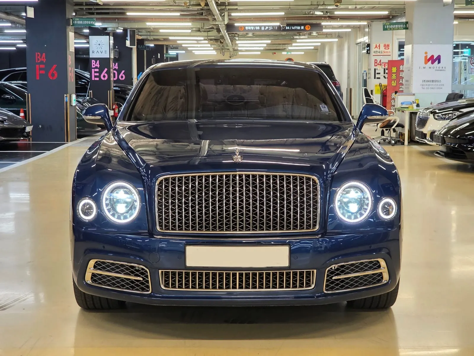 Bentley Mulsanne 6.8 2017 — photo 1 sur 26