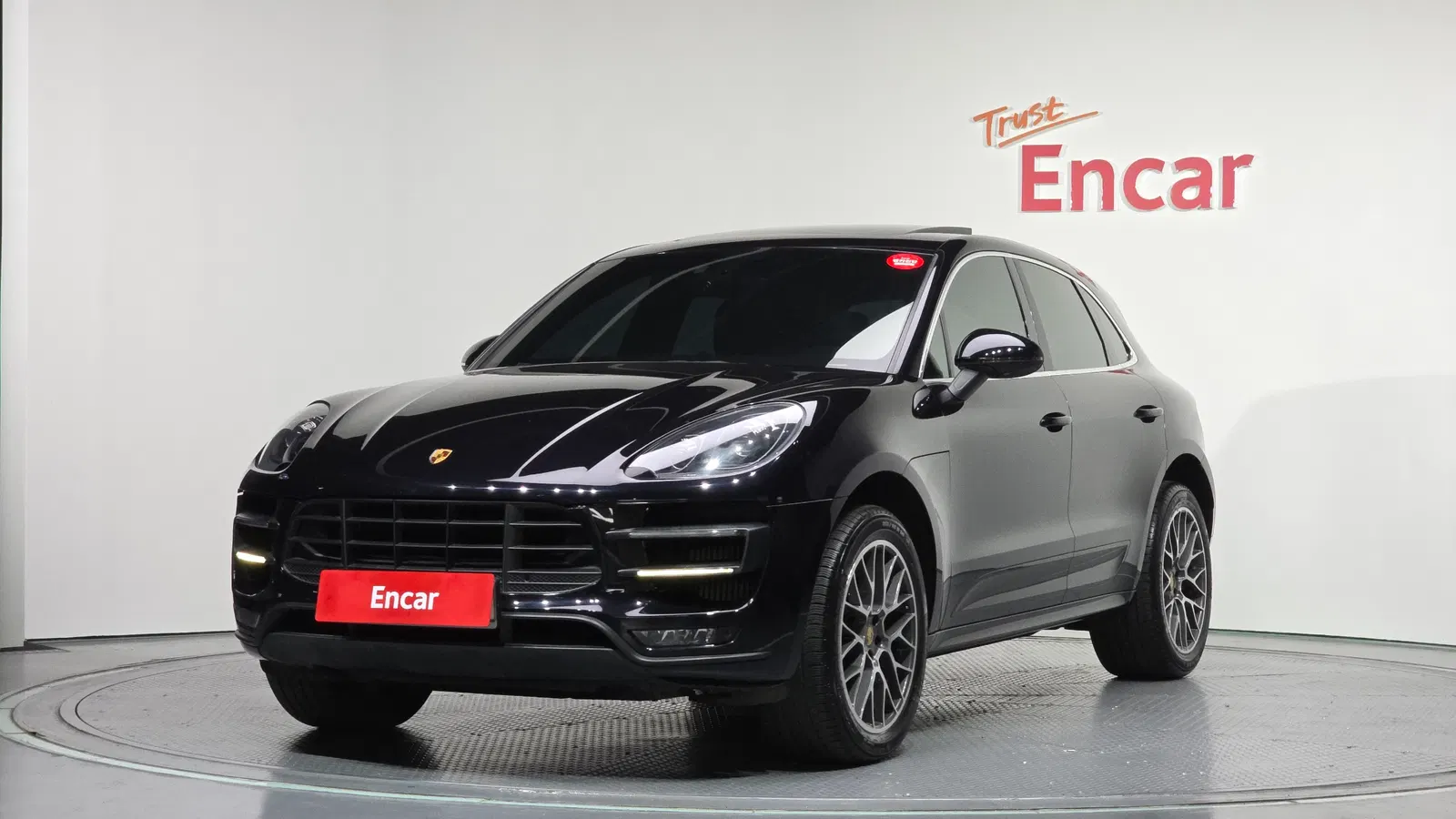 Porsche Macan 3.6 Turbo 2015 — photo 1 sur 20