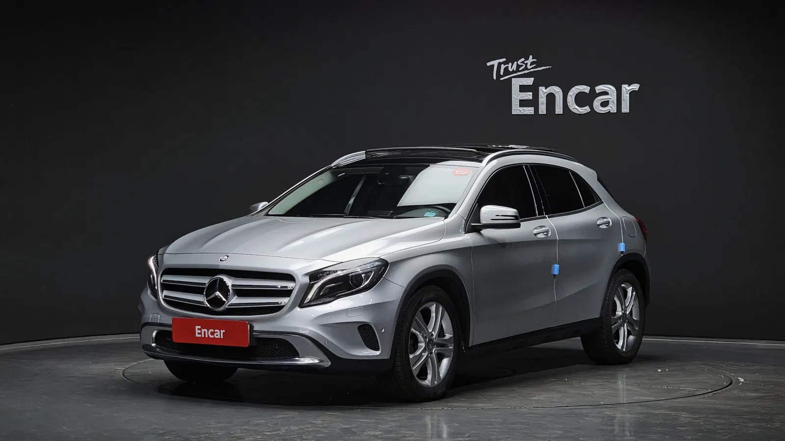 Mercedes-Benz GLA GLA200 CDI (X156) 2015 — photo 1 sur 20