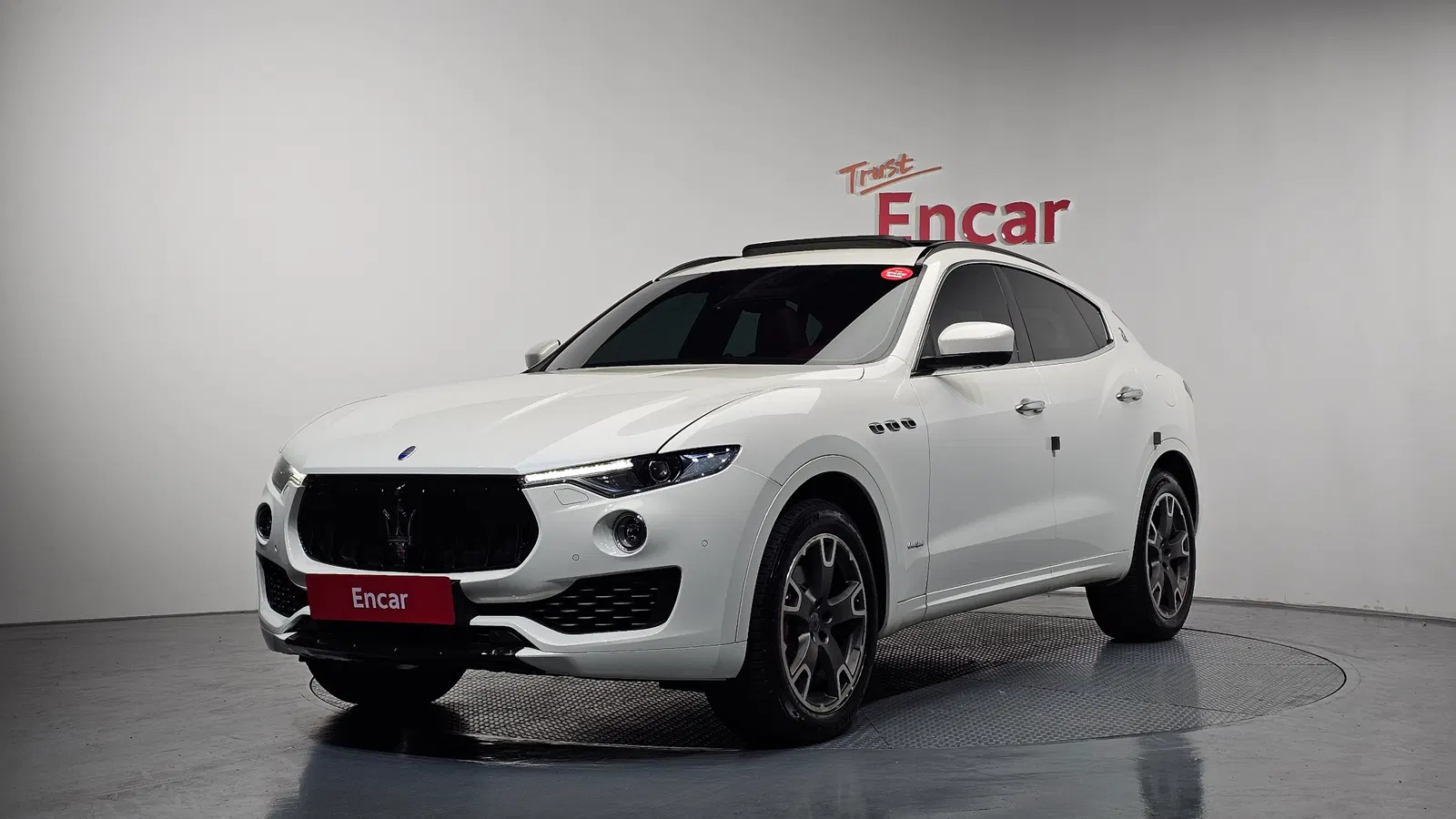 Maserati Levante 3.0 AWD GranSport 2018 — photo 1 sur 37