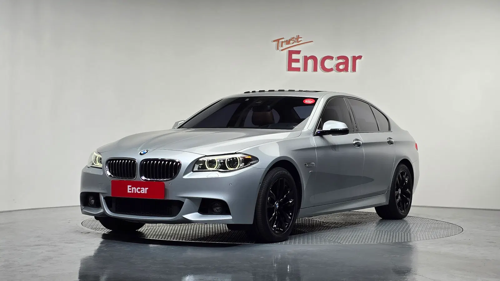 BMW Série 5 (F10) 520d xDrive M Aero Dynamic 2016 — photo 1 sur 20