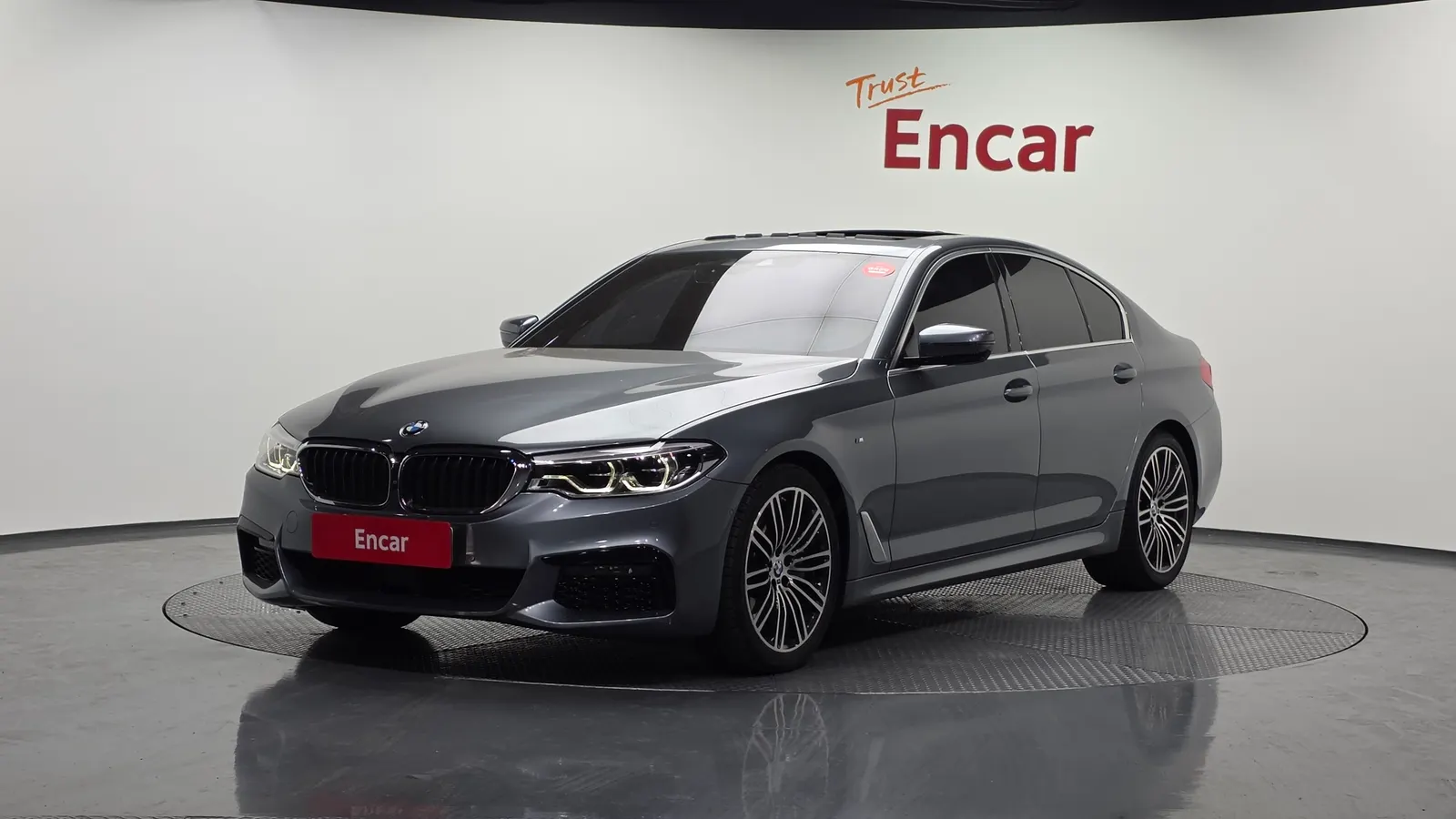 BMW Série 5 (G30) 530i M Sport Plus 2019 — photo 1 sur 38