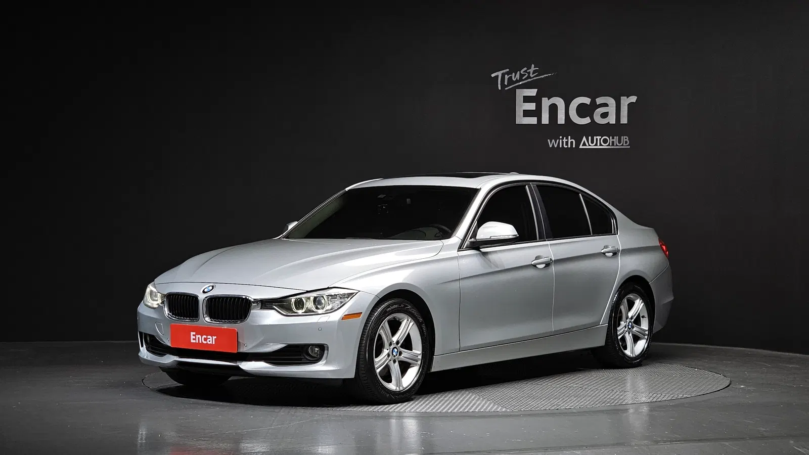 BMW Série 3 (F30) 320d 2012 — photo 1 sur 20