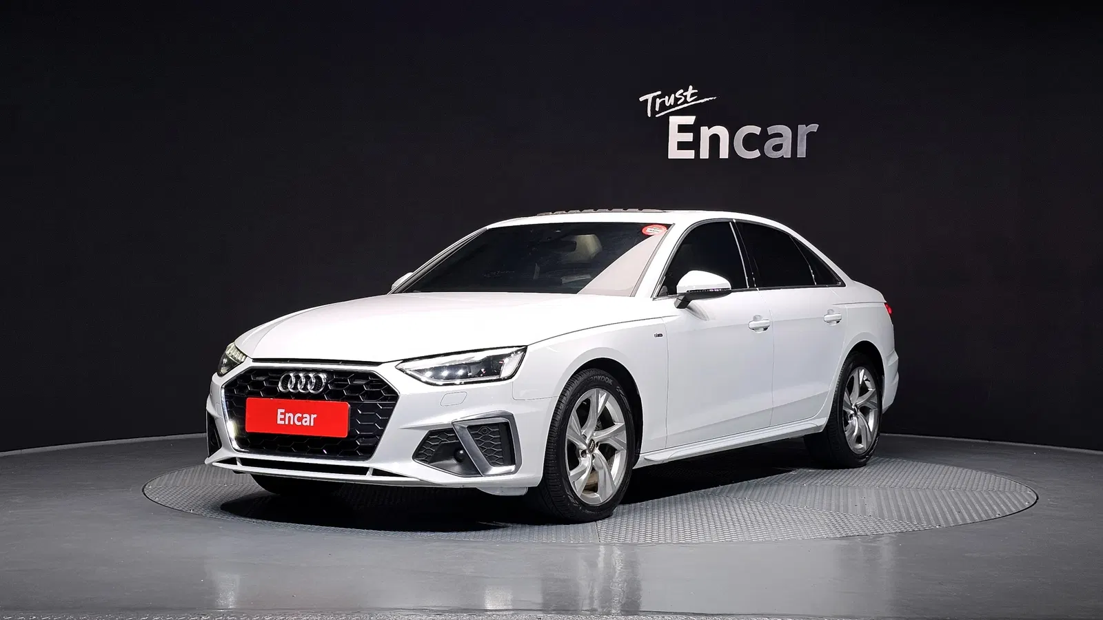 Audi A4 (B9) 35 TDI Premium 2021 — photo 1 sur 37