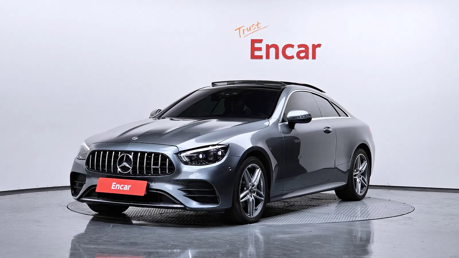 Mercedes-Benz Classe E E220d Coupé (W213) 2017 — photo 1 sur 20