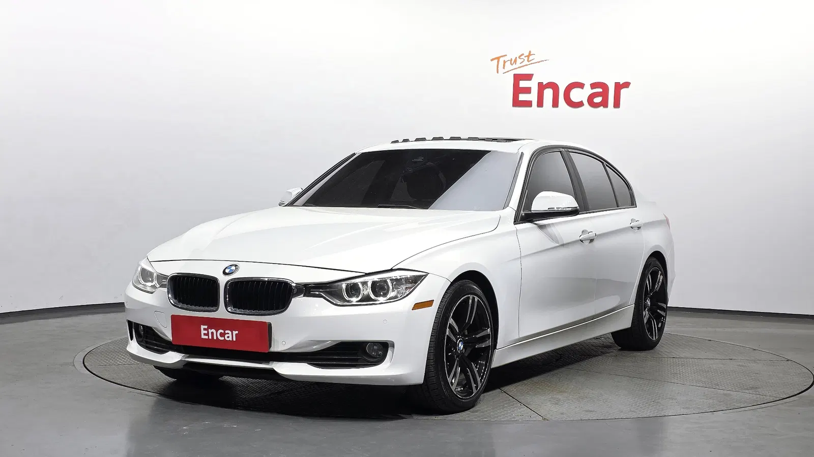 BMW Série 3 (F30) 320d EDEdition 2015 — photo 1 sur 20