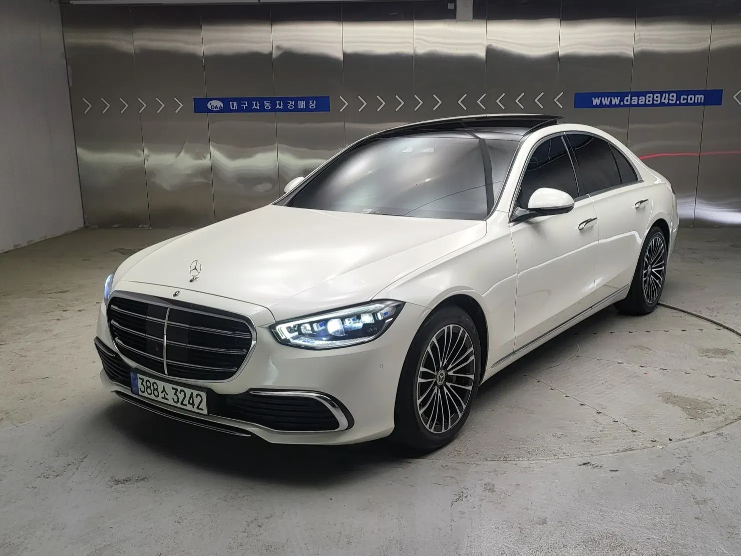 Mercedes-Benz Classe S S350 d (W223) 2022 — photo 1 sur 25