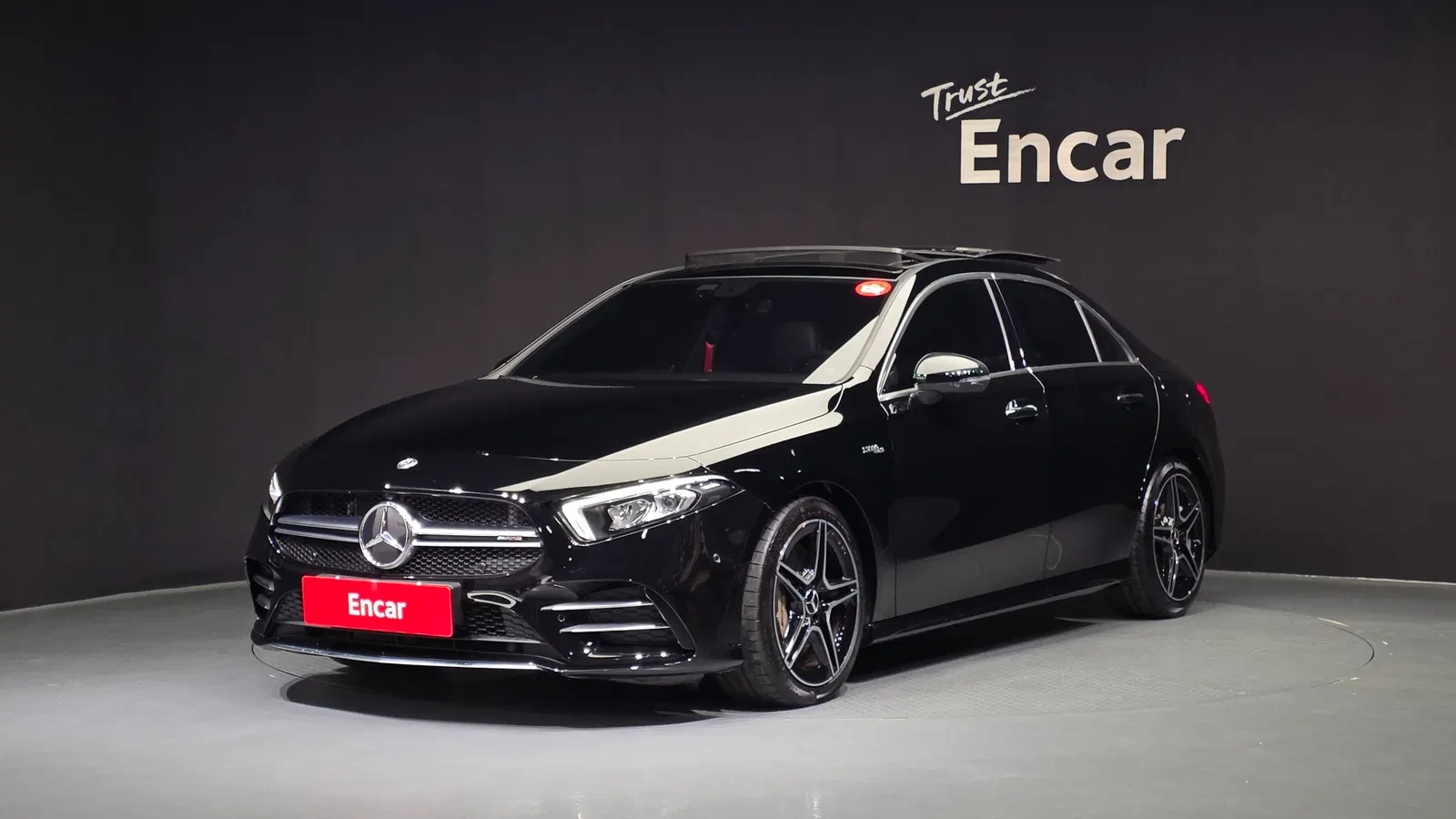 Mercedes-AMG Classe A A35 4MATIC Berline (W177) 2020 — photo 1 sur 20