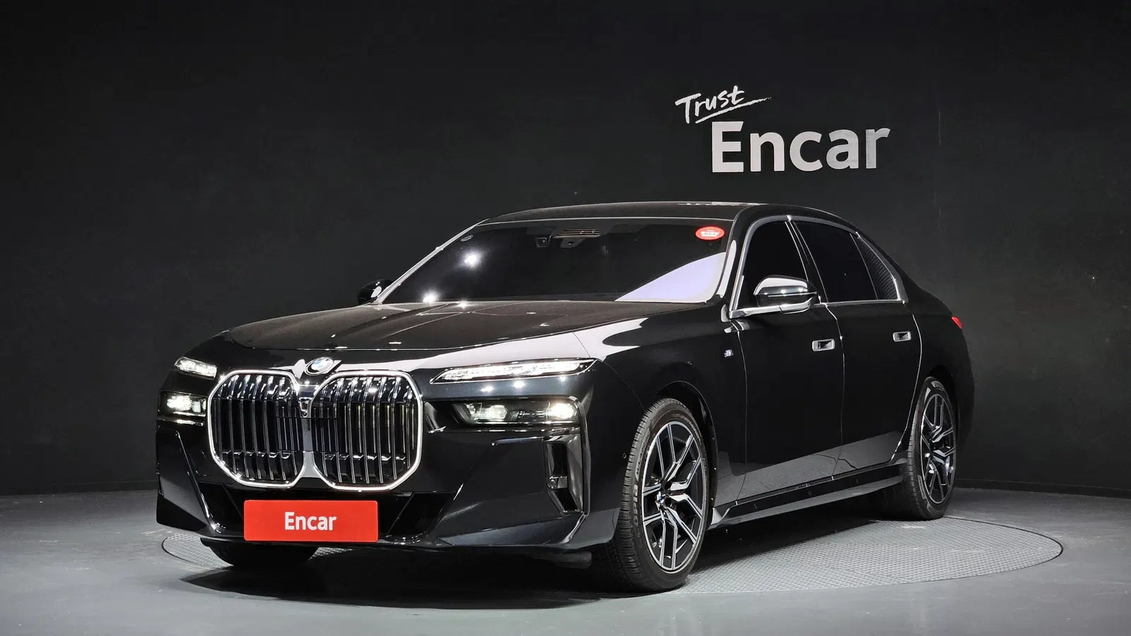 BMW Série 7 (G70) 740i xDrive M Sport Limited 2024 — photo 1 sur 8